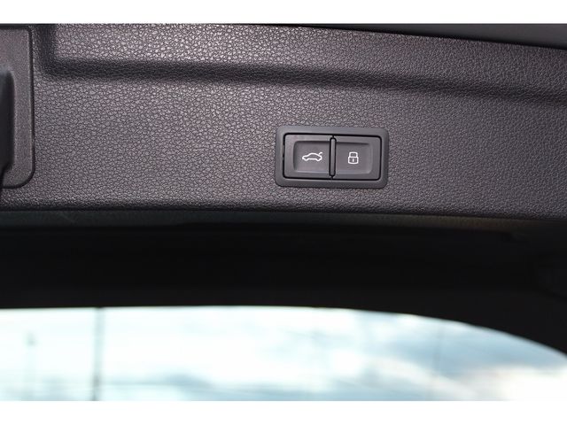 Audi Q3 2021-03 183916-9