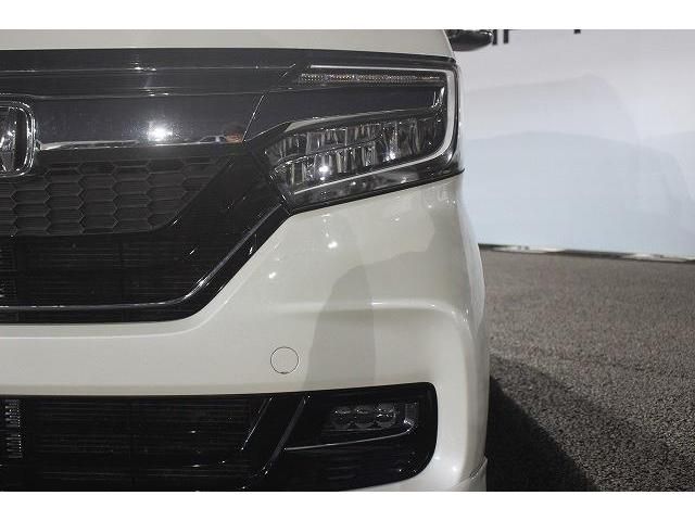Honda N BOX CUSTOM 2018-02 18684-5