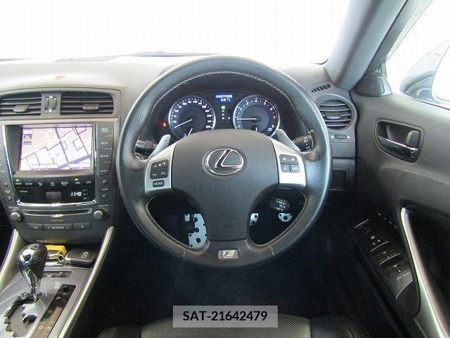 Lexus IS 2012-09 362786-13