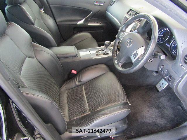 Lexus IS 2012-09 362786-3