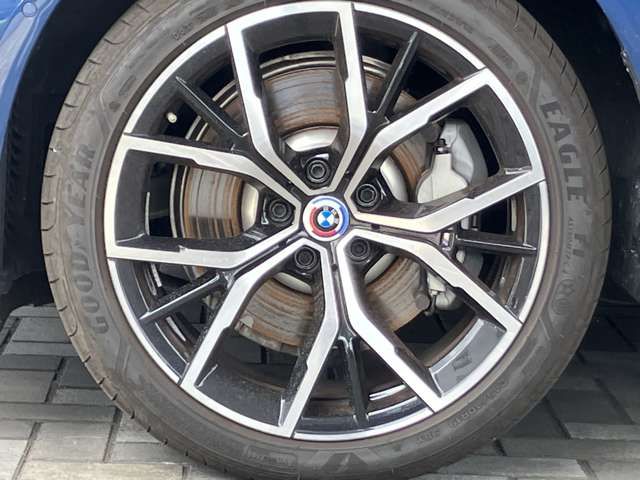 Bmw 5 SERIES 2022-11 27417-11