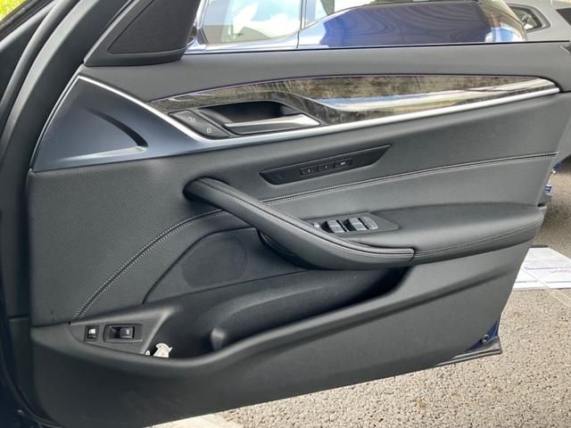 Bmw 5 SERIES 2022-11 27417-20