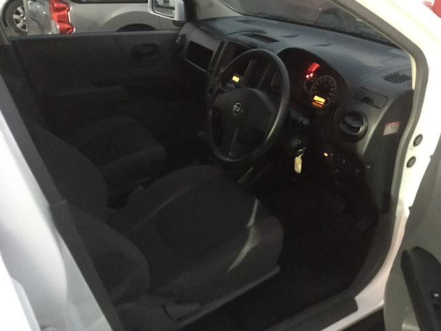 Nissan NV150 AD 2017-09 2709-17