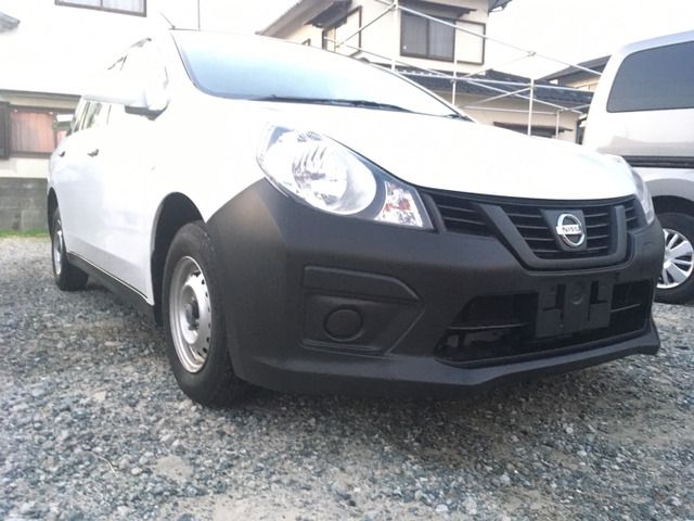 Nissan NV150 AD 2017-09 2709-5