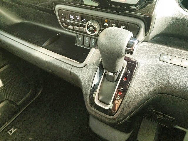 Honda N BOX 2021-12 22219-16
