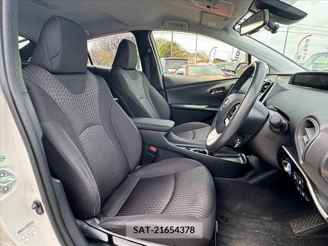 Toyota PRIUS 2016-11 254592-10