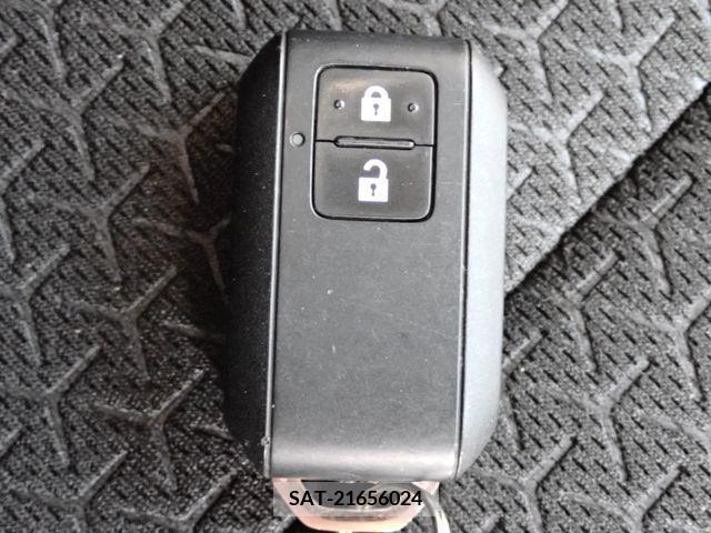 Suzuki SWIFT 2017-02 320932-18