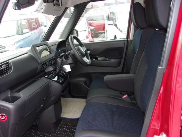 Nissan ROOX 2020-06 3325-10