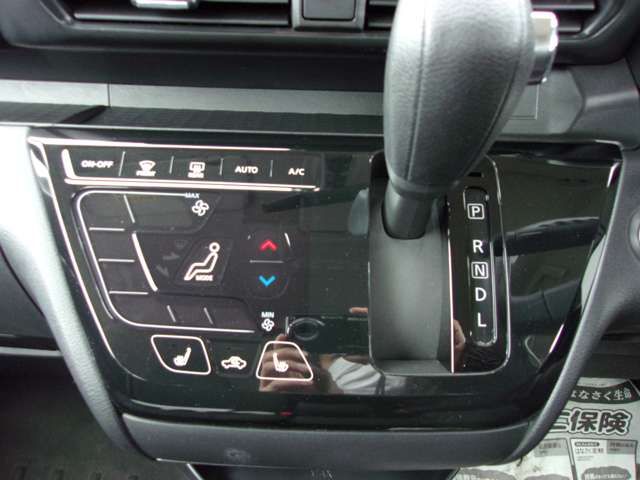 Nissan ROOX 2020-06 3325-9