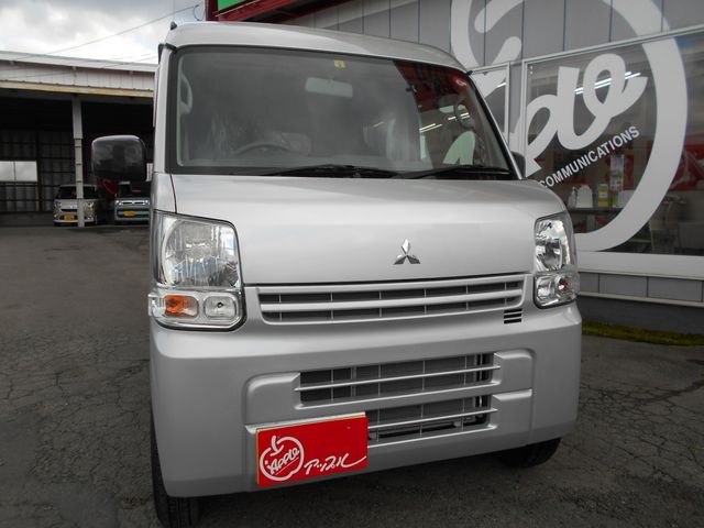 Mitsubishi MINICAB VAN 2022-03 194740-1