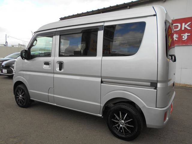 Mitsubishi MINICAB VAN 2022-03 194740-3