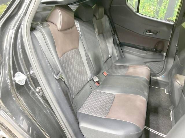 Toyota C-HR 2017-11 9140-9