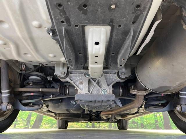 Toyota VOXY 2011-10 14436-19