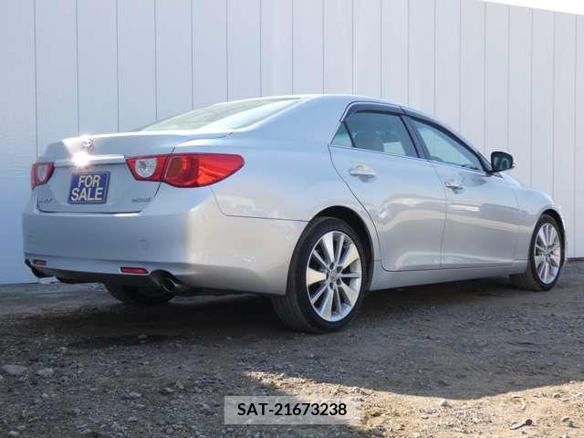 Toyota MARK X 2010-04 251423-5