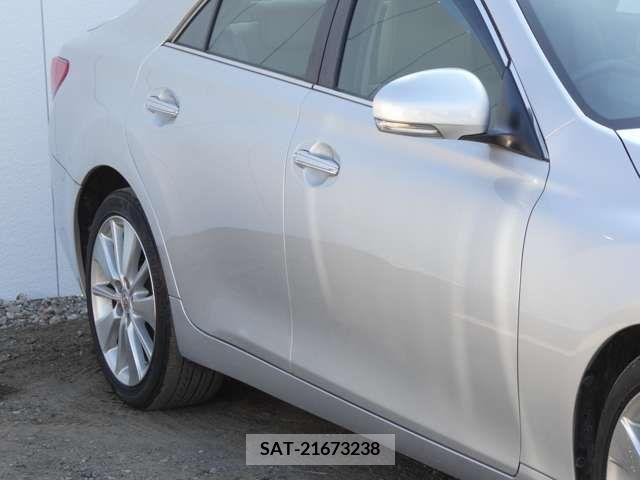 Toyota MARK X 2010-04 251423-19