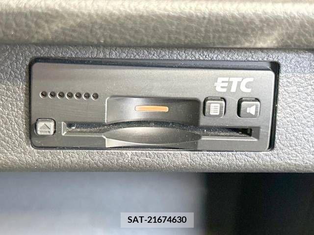 Suzuki X BEE 2018-05 325226-4