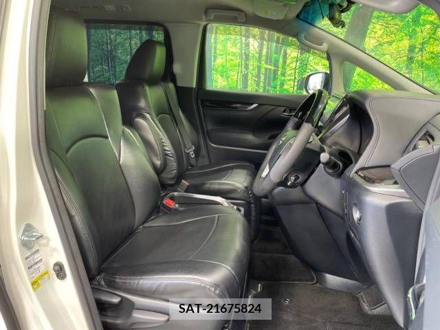 Toyota ALPHARD 2017-07 340518-8