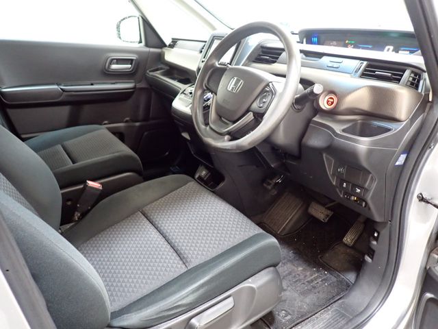 Honda FREED 2018-11 189123-1