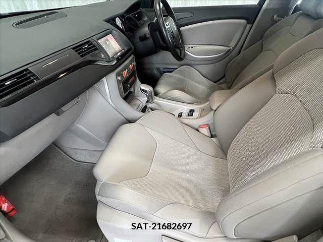 Citroen C5 2013-07 384476-20