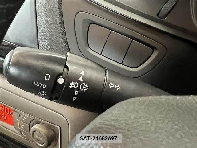 Citroen C5 2013-07 384476-22