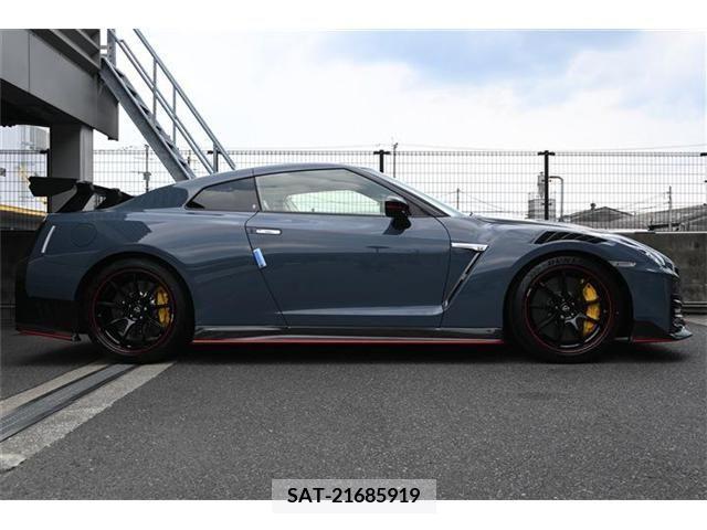 Nissan GT-R 2023-09 326017-5