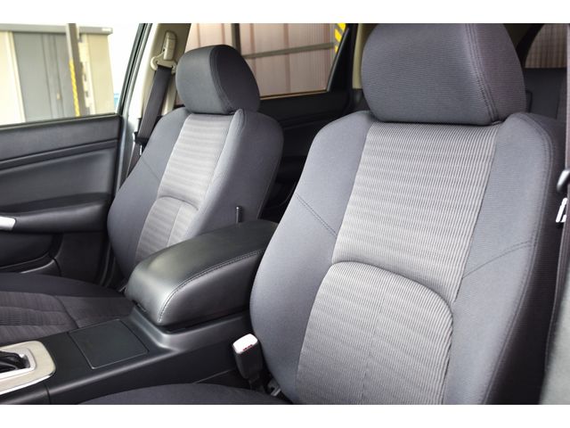 Nissan STAGEA 2005-01 190015-7