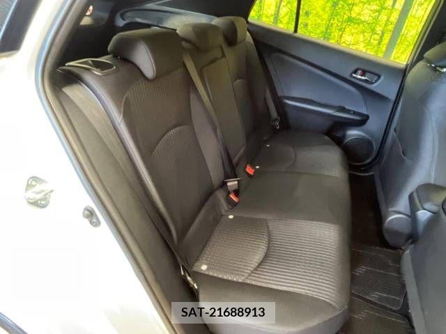 Toyota PRIUS 2018-03 349612-9