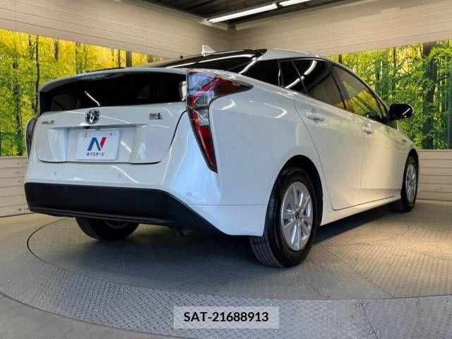Toyota PRIUS 2018-03 349612-17