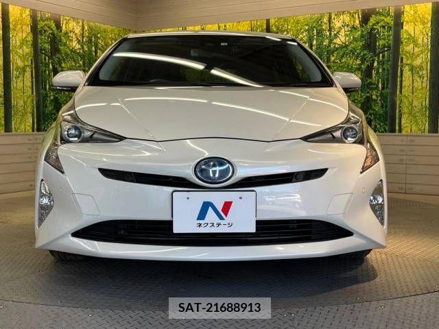 Toyota PRIUS 2018-03 349612-14