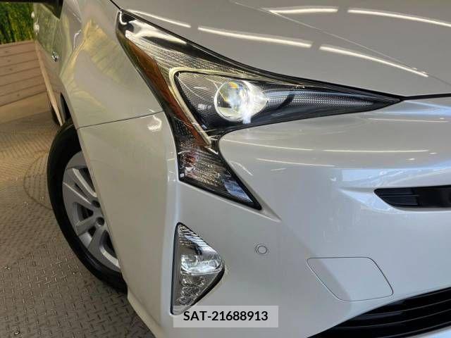 Toyota PRIUS 2018-03 349612-12