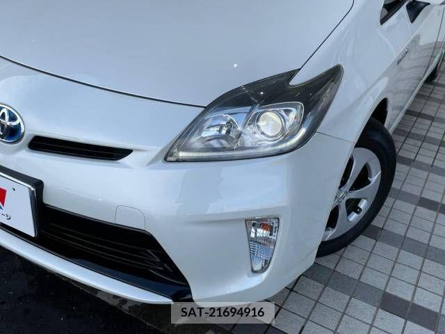 Toyota PRIUS 2012-10 366659-12