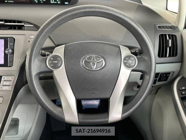 Toyota PRIUS 2012-10 366659-11
