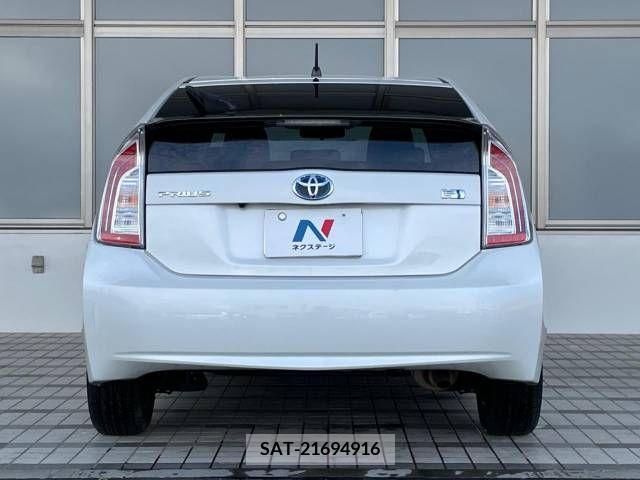 Toyota PRIUS 2012-10 366659-15