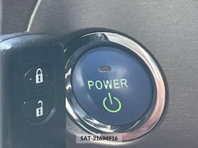 Toyota PRIUS 2012-10 366659-5