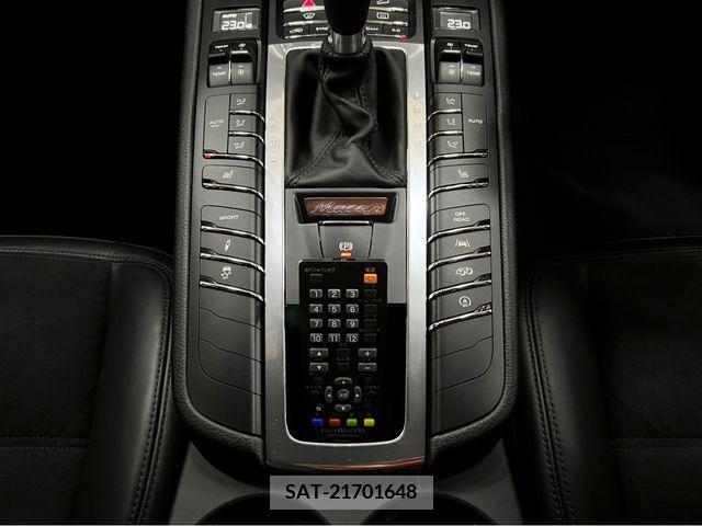 Porsche MACAN 2017-11 202292-15