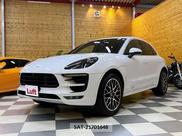 Porsche MACAN 2017-11 202292-0