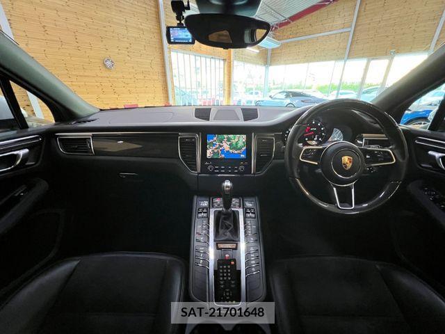 Porsche MACAN 2017-11 202292-1