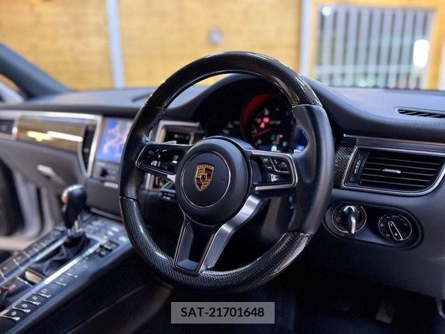 Porsche MACAN 2017-11 202292-8