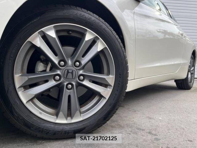 Honda CR-Z 2012-01 381278-13