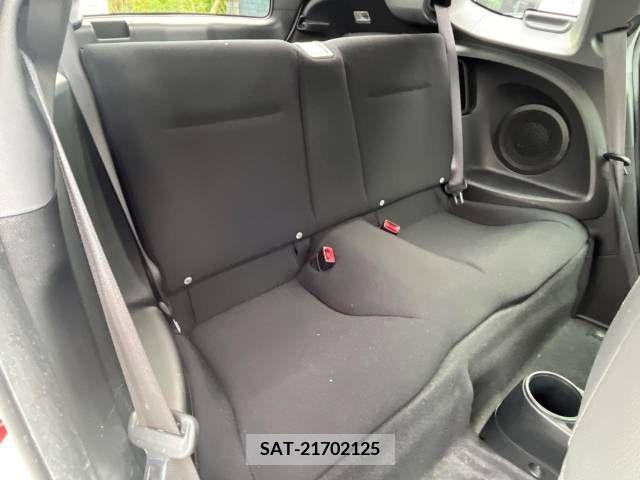 Honda CR-Z 2012-01 381278-9