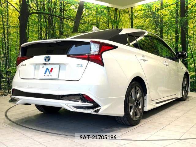 Toyota PRIUS 2019-03 322535-17