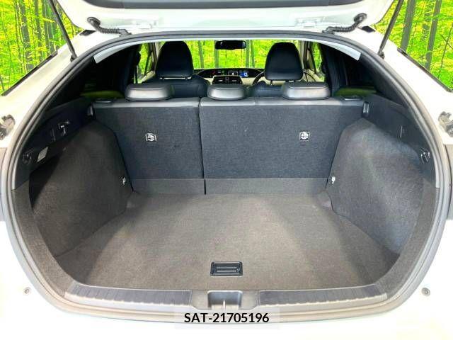 Toyota PRIUS 2019-03 322535-10