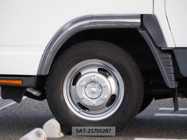 Mitsubishi CANTER 2008-11 207952-9