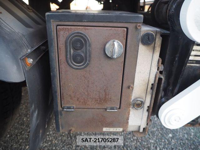 Mitsubishi CANTER 2008-11 207952-24