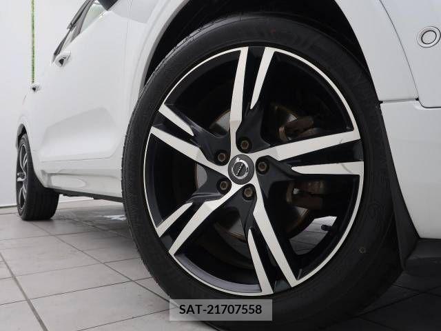 Volvo XC40 2019-03 349761-15