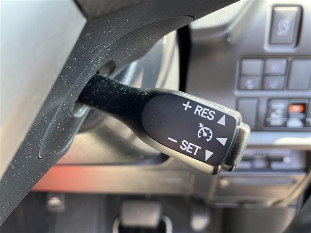 Toyota NOAH 2020-12 12526-27