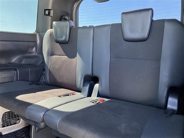 Toyota NOAH 2020-12 12526-14