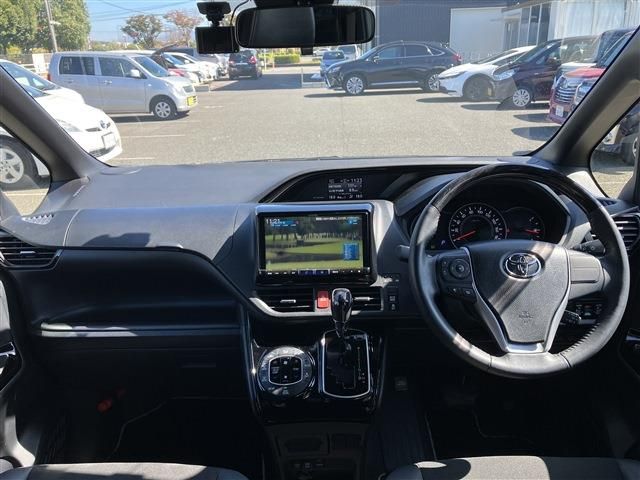 Toyota NOAH 2020-12 12526-1