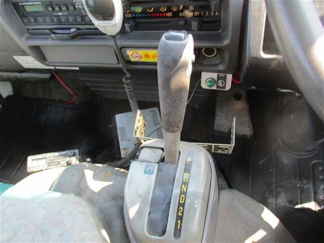 Isuzu ELF TRUCK 2002-03 2991-4