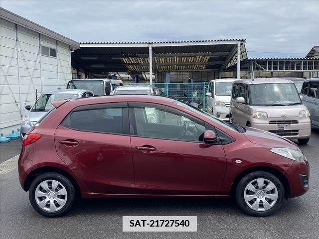 Mazda DEMIO 2014-09 386769-8